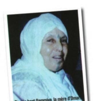 Daouia bent Qammiya, Omar Sayed's mother, in a white headscarf